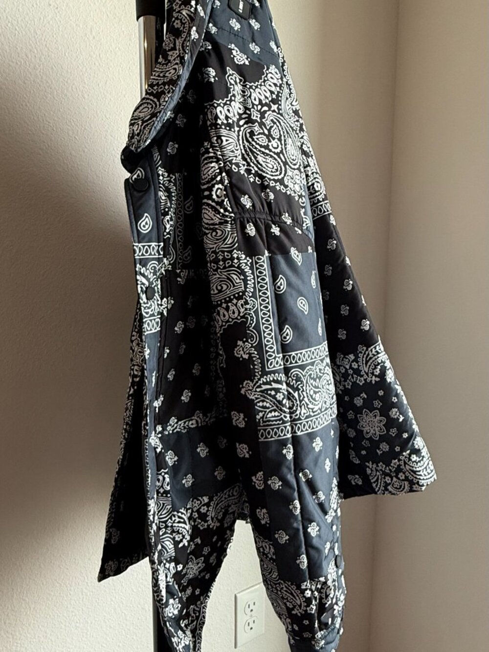 Bershka Bandana Print Padded Puffer Jacket - Picture 5 of 12